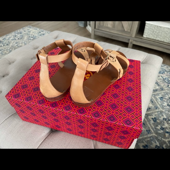 Tory Burch Zoey 10mm Gladiator Sandal - Picture 4 of 15